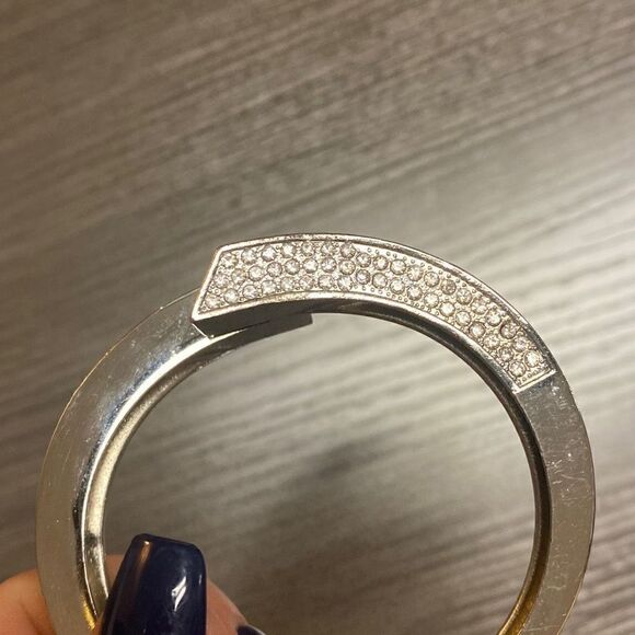 Silver Tone Bracelet Hinged Sparkle With Crystals - Picture 5 of 8